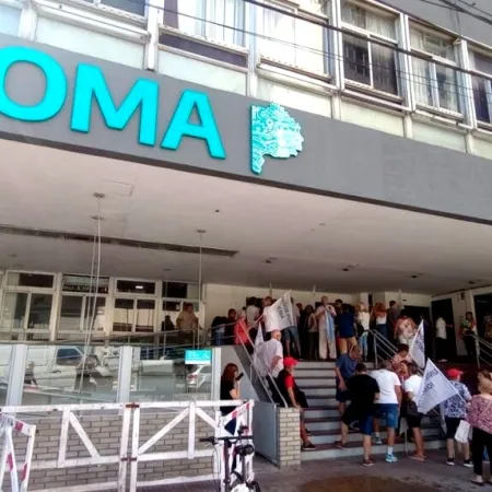 Más problemas para IOMA: el Tribunal de Cuentas, multas y auditorias que dejaron irregularidades
