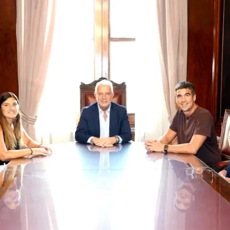 En La Plata, Alak confirmó cuándo cobrarán aguinaldo y sueldo los trabajadores municipales