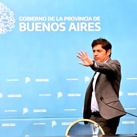 Kicillof corre su agenda en el Interior bonaerense: se concentra en La Plata y el Conurbano