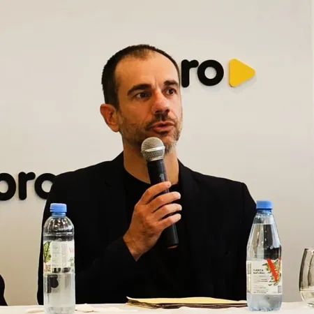 “Manual para llegar tarde a todo”: Petrecca criticó los tiempos de reacción de la gestión de Kicillof