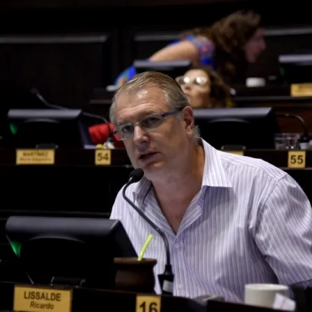 Polémica y denuncias: un diputado bonaerense afirmó que “cuenta los días para irse de su banca”