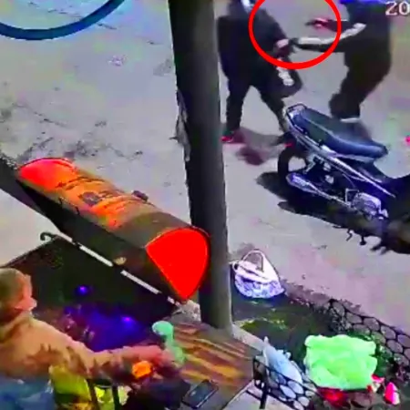 En Lanús están a dieta por los motochorros: le robaron el vehículo cuando paró a comprar tortillas