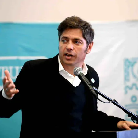 “Inconstitucional”: colegios privados cargan judicialmente contra Kicillof por una medida de sobre los aportes jubilatorios