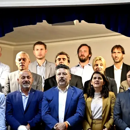 Un inesperado evento en CABA unió a intendentes bonaerenses de todos los colores políticos