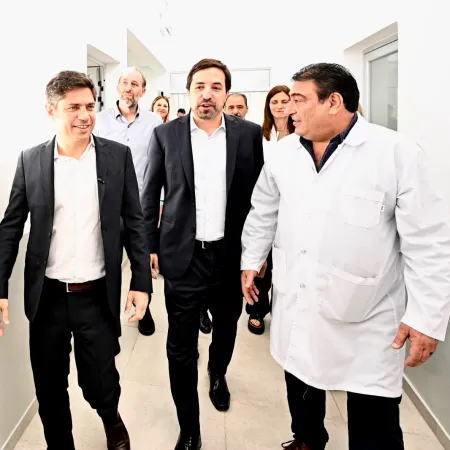 Un ministro de Kicillof difundió una encuesta que alimenta su candidatura a la Gobernación