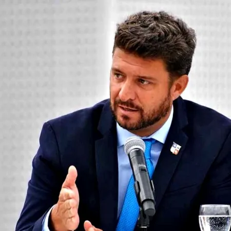 Como diputado, Nanni cerró una etapa que había quedado abierta y tomó una decisión que sacude a Exaltación
