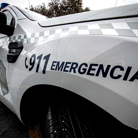 Encapuchados desvalijaron tres viviendas en el centro de La Plata
