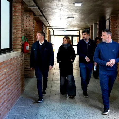 Desde Pilar, Achaval reflejó la realidad del distrito y señaló: “El comercio y la industria sienten el golpe de la crisis”