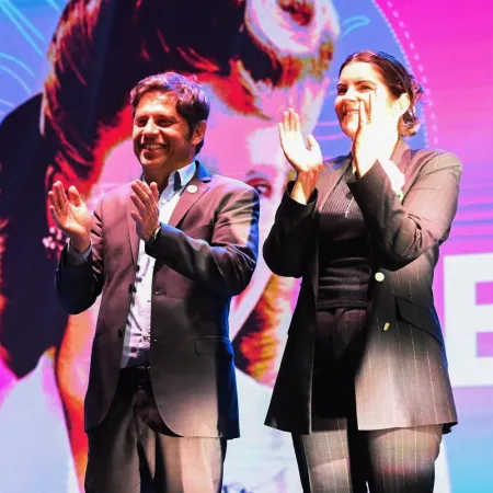 En medio de la interna peronista, una intendenta convocó a Kicillof y a Máximo Kirchner en un acto bonaerense