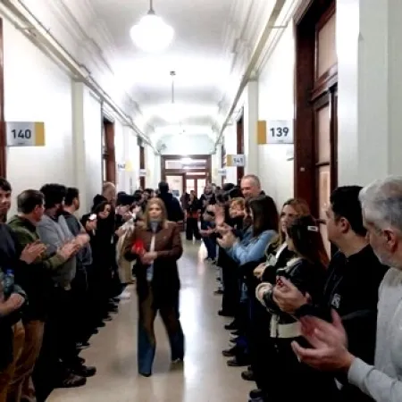 Bombos, protesta y retención de tareas: otra dirección de Arba se cansó de los incumplimientos de Girard