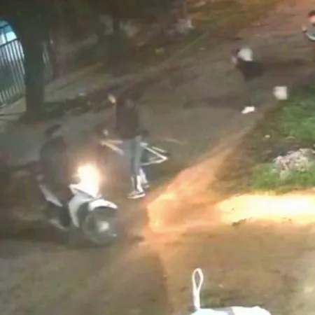 Robo en José C. Paz: a las 7 de la mañana y cuando iba a trabajar le sacaron hasta las zapatillas