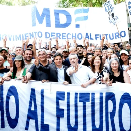 Kicillof moviliza a su MDF para marchar en contra de la Ley de Tierras de Milei