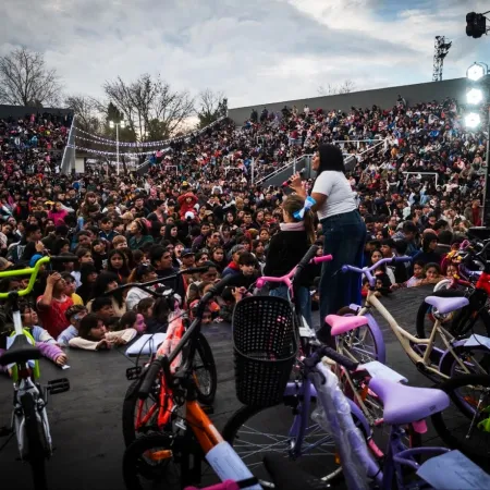 Miles de familias de Quilmes celebraron el Día de las Niñeces con una jornada a pura recreación