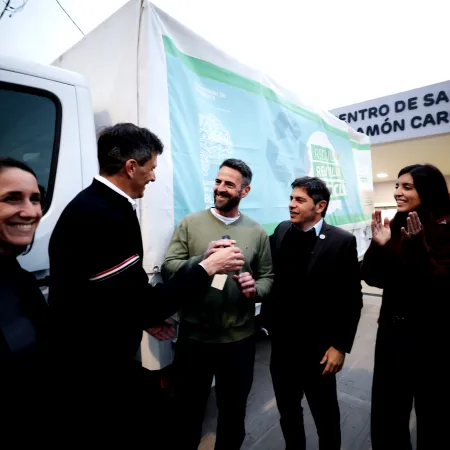 Kicillof visitó un bastión radical, un municipio aliado y confrontó nuevamente con Milei