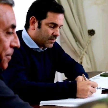 ¿“Plagio profesional” y “fraude millonario” en Dolores? la denuncia que sacude al gobierno de García