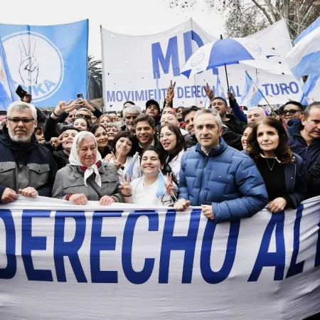 Kicillof movilizó al MDF en contra de la Ley de Tierras de Milei con un fuerte mensaje