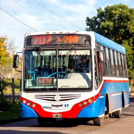 Crecen los reclamos a Ramón Lanús en San Isidro por los cambios de líneas en colectivos