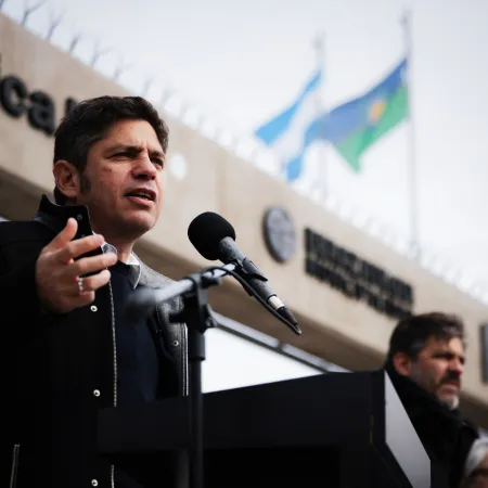 En clave electoral, Kicillof reactivó obras paralizadas por Milei y habló de “dos modelos de gestión”