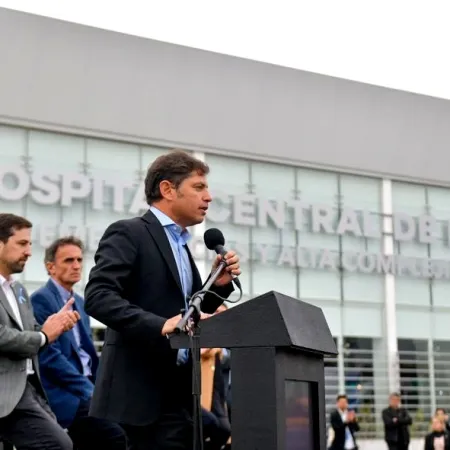 El gobierno de Kicillof sale a cobrar: la provincia de Buenos Aires busca sustento en las obras sociales