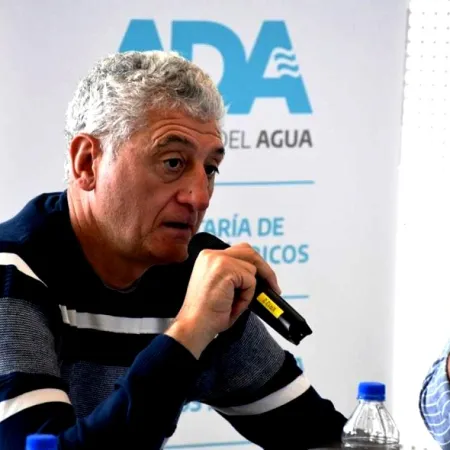 Denuncias por persecución política y deudas: municipales de Villa Gesell dejan al borde del abismo a Barrera