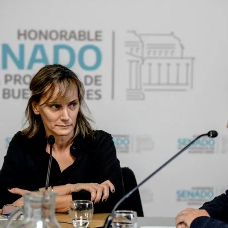 Una reunión entre Bianco y Galmarini buscará “torcer el brazo” para debatir reelecciones indefinidas para intendentes