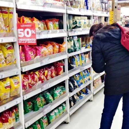 La inflación volvió a subir y regresó al 2,1% en julio: llegó al 19,3% anual y al 33,8% interanual
