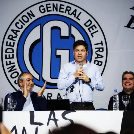 “¿Qué macro va a andar bien, si a la gente no le alcanza?": Kicillof y un acto junto a la CGT del Chaco