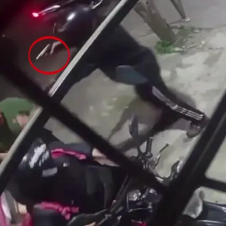 Encargado de un comercio y el delivery fueron asaltados en Merlo
