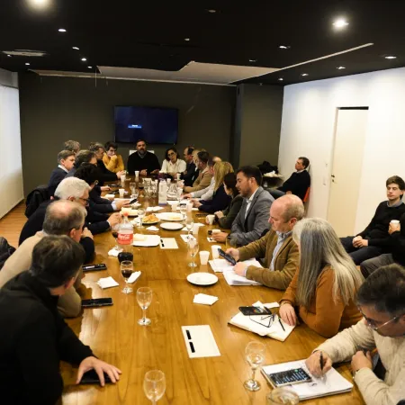 Intendentes radicales anticipan un 2027 complejo por la economía y los fenómenos meteorológicos