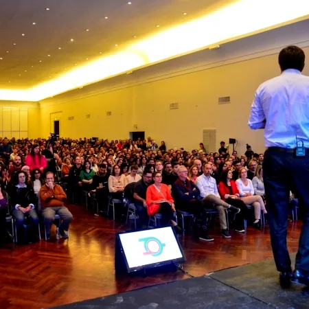 En la provincia de Buenos Aires se sumaron cerca de 1800 residentes a cargos del sistema de salud bonaerense