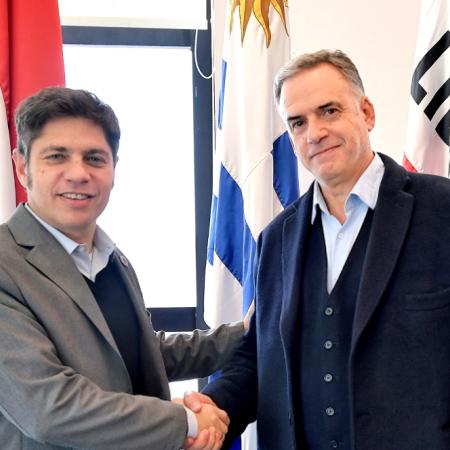 Kicillof se reunió con Yamandú Orsi en Uruguay: foto para 2027, convenios y nuevas críticas a Milei