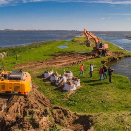 Obras clandestinas en el Río Salado: el Gobierno bonaerense puso en marcha un plan para regularizarlas