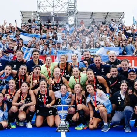 Berni propuso un reconocimiento en el Senado bonaerense para Las Leonas campeonas del mundo
