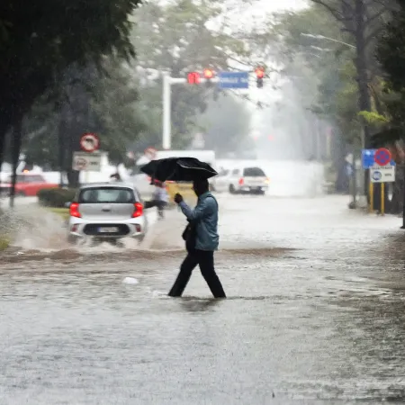 Galmarini pidió declarar la emergencia climática bonaerense ante la llegada del “Súper Niño”