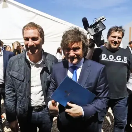 Junto a Santilli, Milei desembarca en Bahía Blanca: con el foco en el RIGI y las elecciones bonaerenses del 2027
