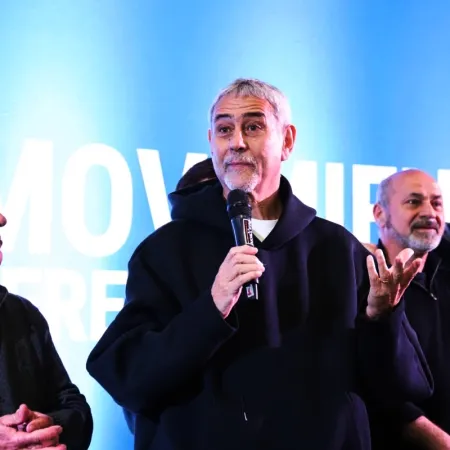 Ferraresi desembarcó en el Interior bonaerense y acelera su candidatura a gobernador 2027