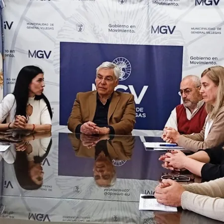 Alegre avanza la instalación del sistema de climatización de la Escuela Nº 11 de General Villegas