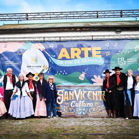 San Vicente celebró la primera edición del Festival del Bailarín Folclórico