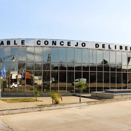 En Bragado: tras un allanamiento, dictaron prisión preventiva para un concejal libertario