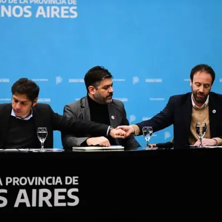 Kicillof y un ajuste a la Provincia de Buenos Aires: fuerte impacto en los salarios y las transferencias a municipios