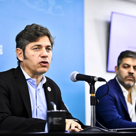 Desde el gobierno bonaerense no ven con malos ojos una foto "Kicillof, el Papa y Milei”