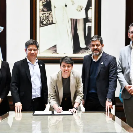 Chaves Municipio firmó el leasing para incorporar dos nuevas máquinas para mejorar el parque vial