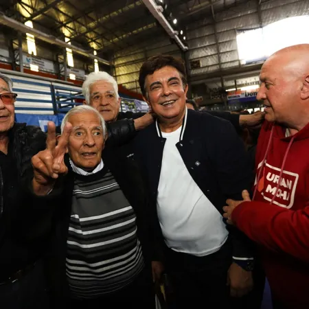 Espinoza cargó contra Milei por la situación de los jubilados: “Tienen que elegir entre medicamentos o comer”