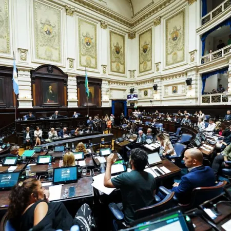 Diputados bonaerense aprobó proyectos para proteger a familias del sobreendeudamiento