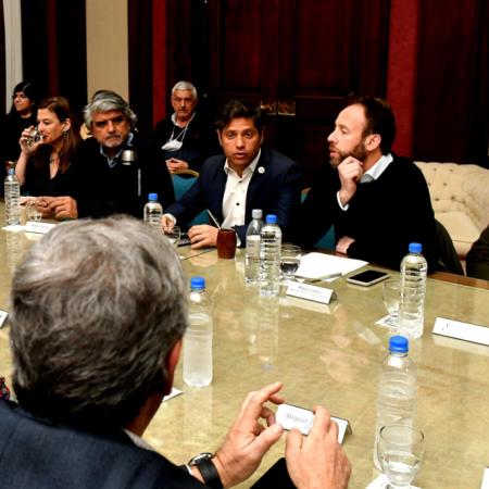 Con nuevos pedidos: gremios bonaerenses se sincronizan y apuran a Kicillof para que reabra paritarias