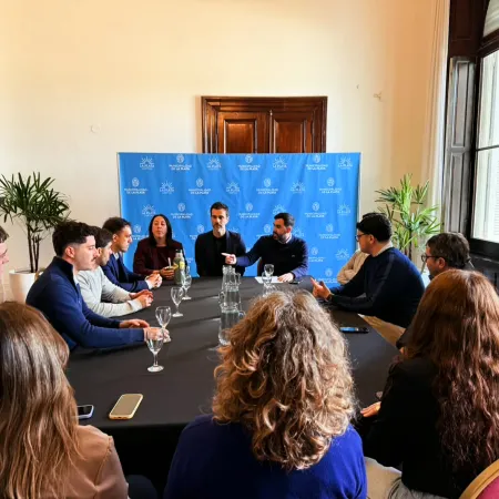 Petrecca recorrió La Plata y se reunió con referentes locales del PRO con los ojos en 2027