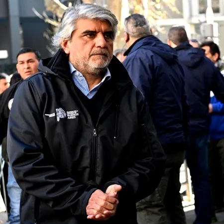 Municipales bonaerenses explotan contra Correa y lo acusan de “violar la ley”