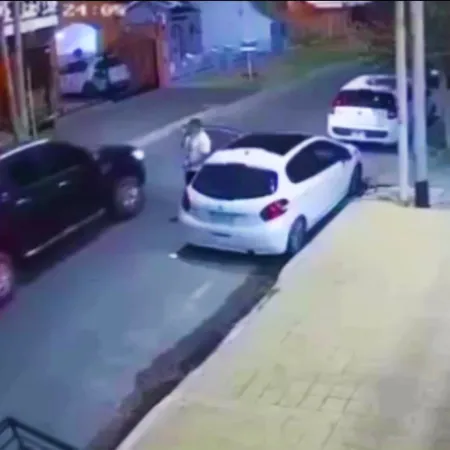Veloces y con aterradora tranquilidad, asaltaron a un vecino en Tres de Febrero