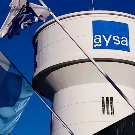 Después de 20 años, AySA vuelve a ser privatizada: quién se quedó con la empresa