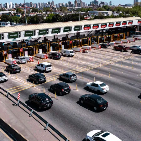 Suben los peajes de la Autopista Buenos Aires-La Plata y la Ruta 6: cuánto costarán